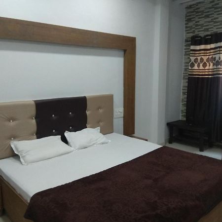 Sudha Palace Hotel Jagdalpur Exterior photo